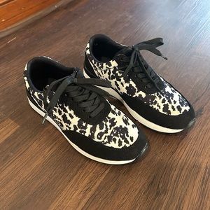 Women’s Cowhide Shoes